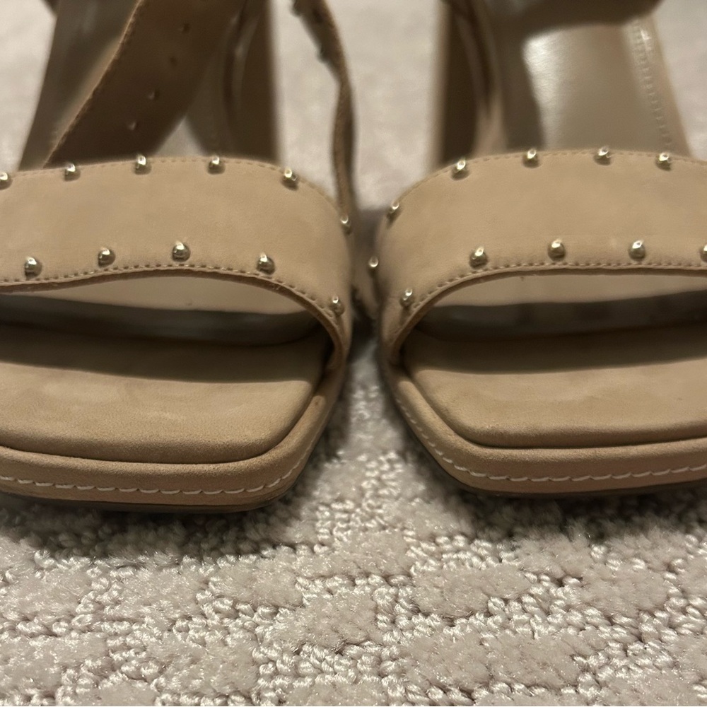 Vince Camuto Shyremin studded block heel sandals, size 6.5